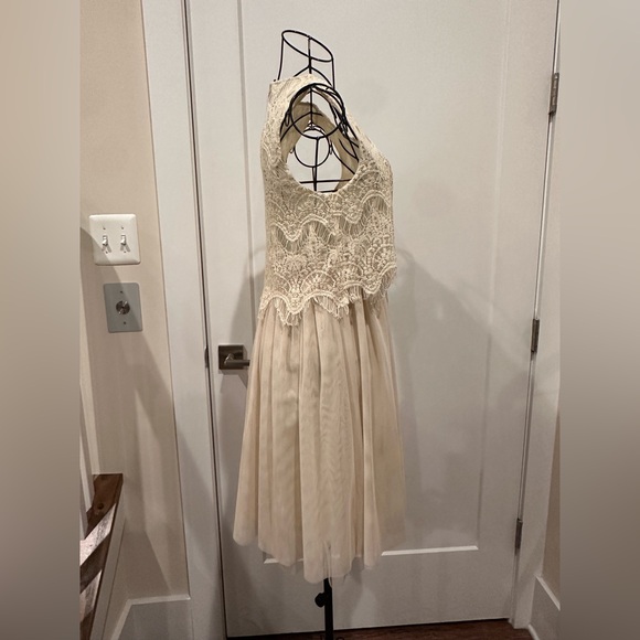 “Chiffon lace dress” - Picture 3 of 5